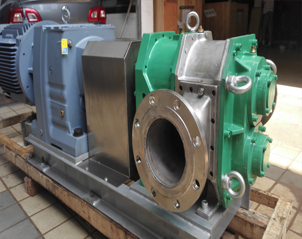 旋轉(zhuǎn)活塞泵特點有以下三個方面